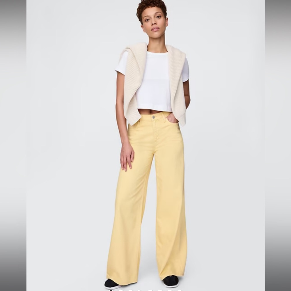 GAP NWT Women's Yellow Flare & Wide Leg Jeans